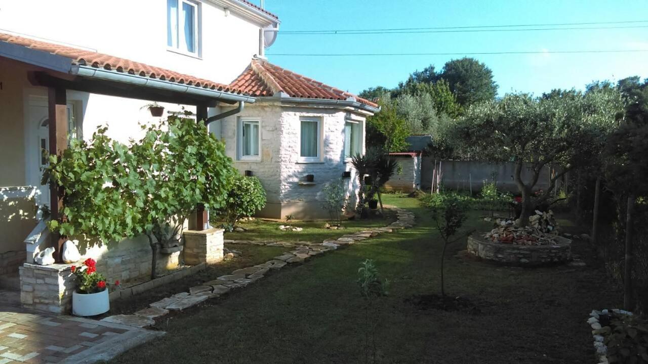 Apartment Zelena Oaza Sisan 75 M2 - 2 Bedrooms Exterior foto